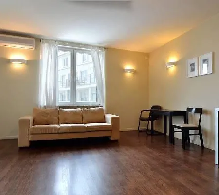 Zoliborz Apartment *